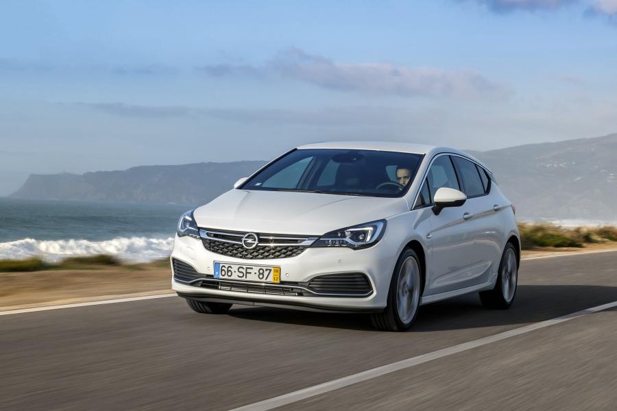  Opel Astra OPC Line Sport (K) 2016 года  (фото 23 из 31)